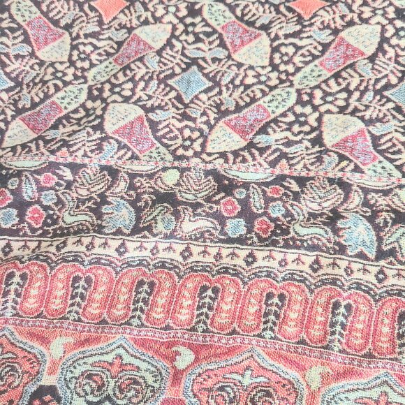 large red and brown scarf/shawl with fringes. - Picture 7 of 7